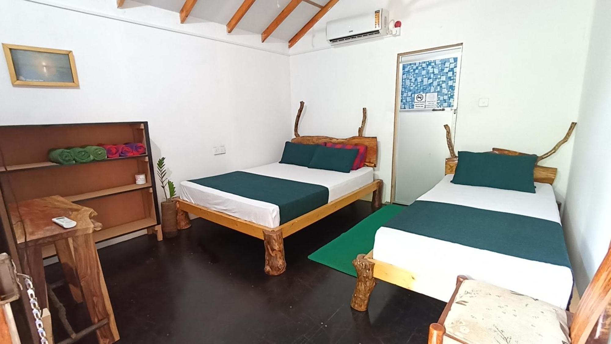 Nature Beach Huts Trincomalee Ngoại thất bức ảnh