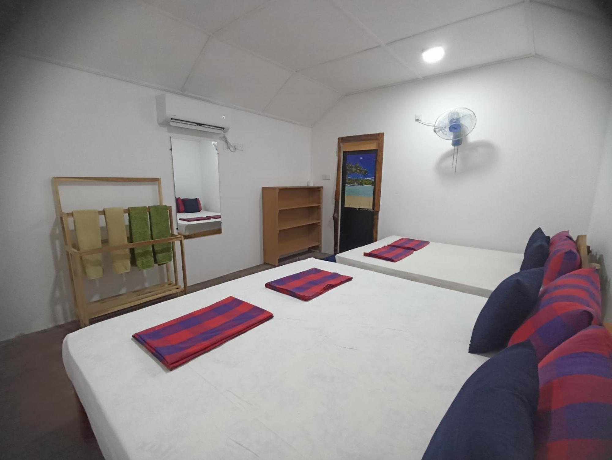 Nature Beach Huts Trincomalee Ngoại thất bức ảnh